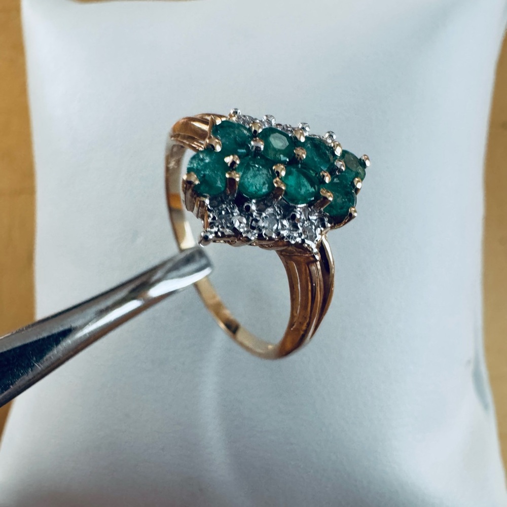 10k Yellow Gold Vintage Emerald  Diamond Cluster Ring Bold Statement Piece